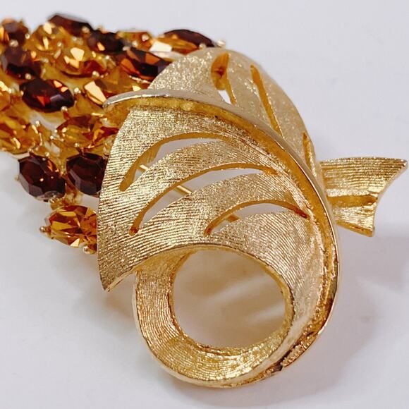 VTG Mid Century Amber Rhinestone Grape Cluster Brooch Gold Tone 1950s Sparkly - Picture 8 of 11